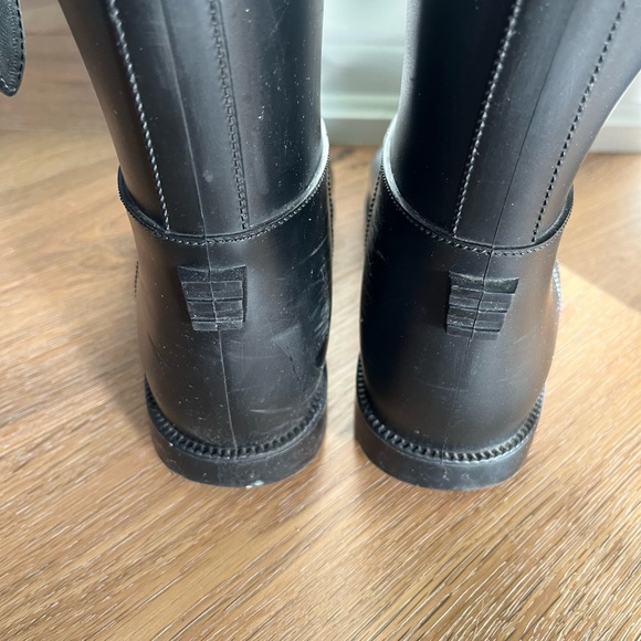 Authentic Burberry rubber rain boots - Picture 7 of 9